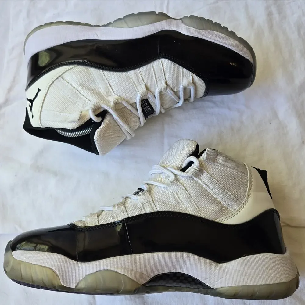Jordan 11 Retro High Concord White/Black 136046-110 Size 8.5